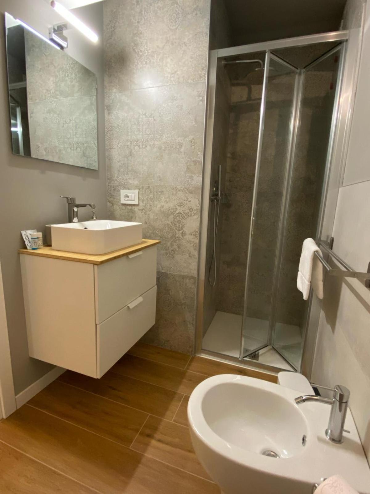 Wish Rooms Charme&Relax Bergamo Exterior photo